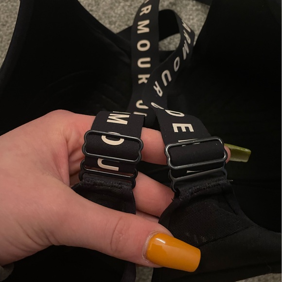 Under Armour Compression sports bra Size:M - Picture 5 of 5